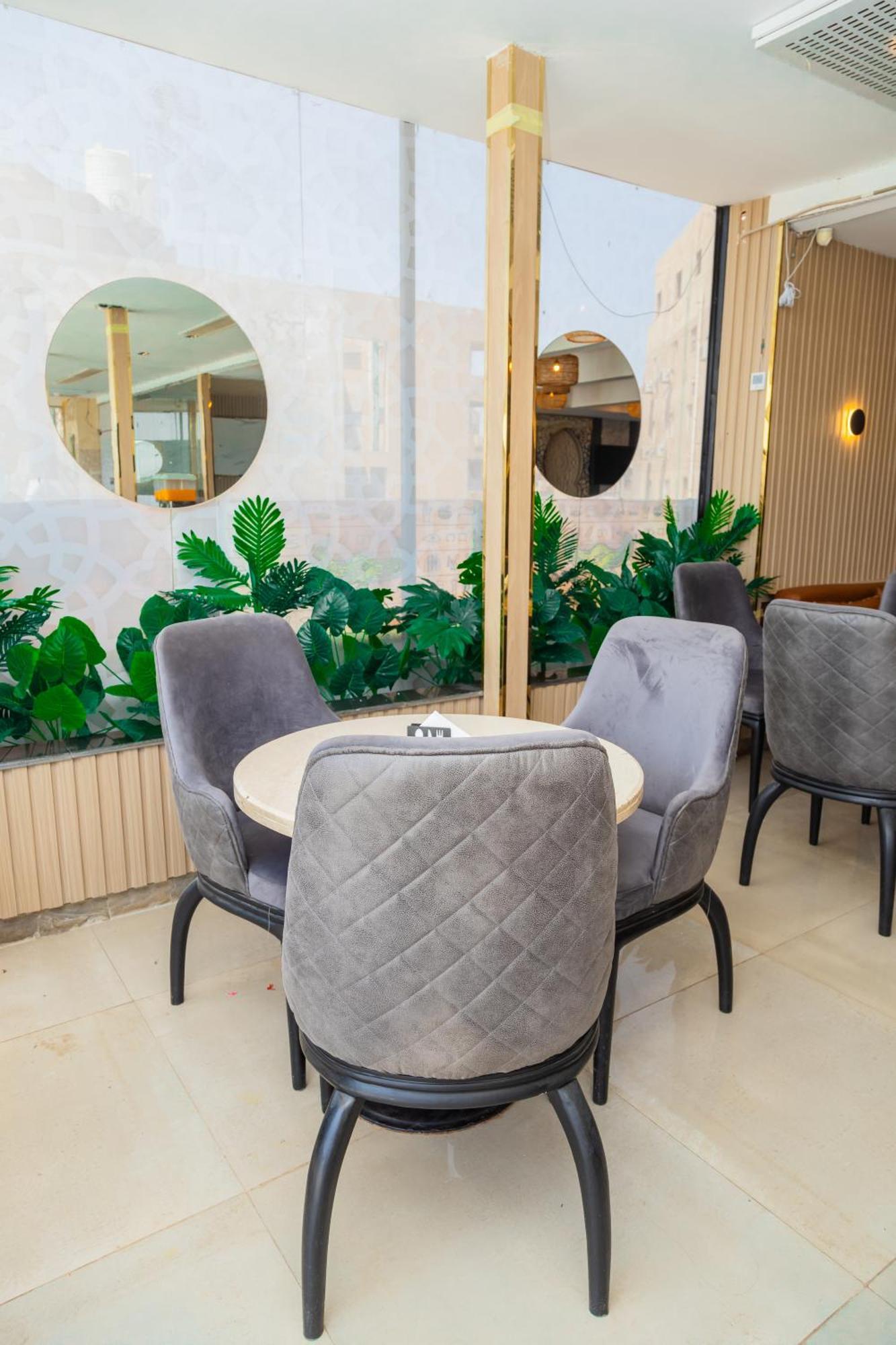 Comfort Giza Inn View Al Kawm al Akhdar Exterior foto