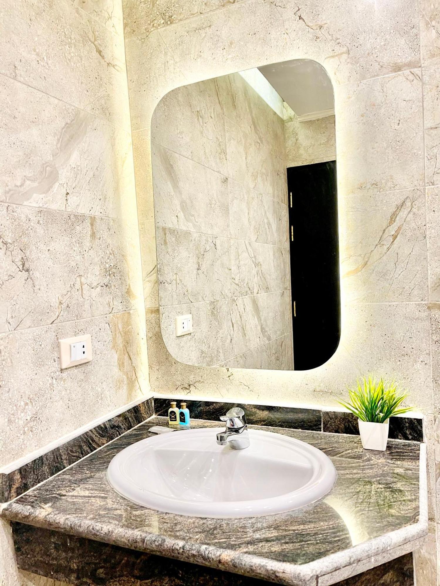 Comfort Giza Inn View Al Kawm al Akhdar Exterior foto
